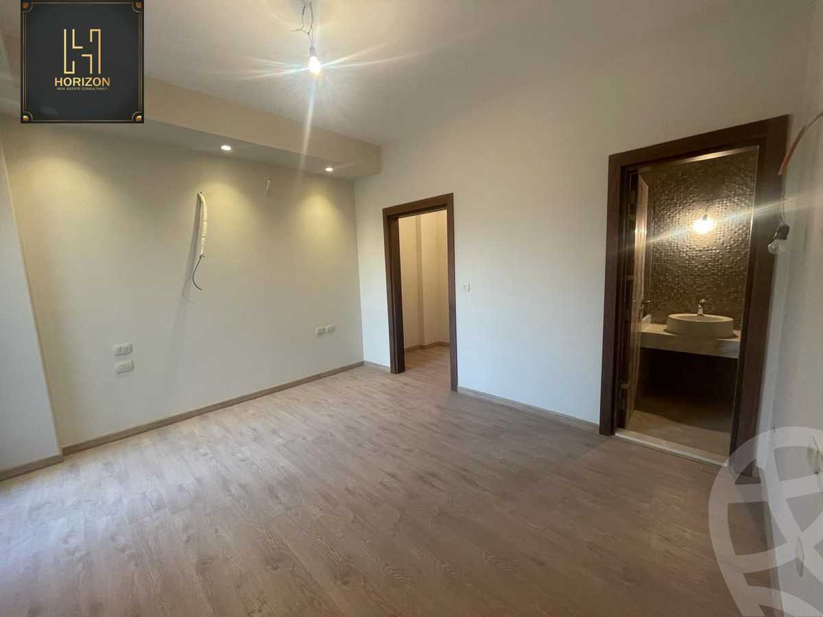 https://aqarmap.com.eg/en/listing/6425142-for-sale-cairo-new-cairo-compounds-el-patio-oro