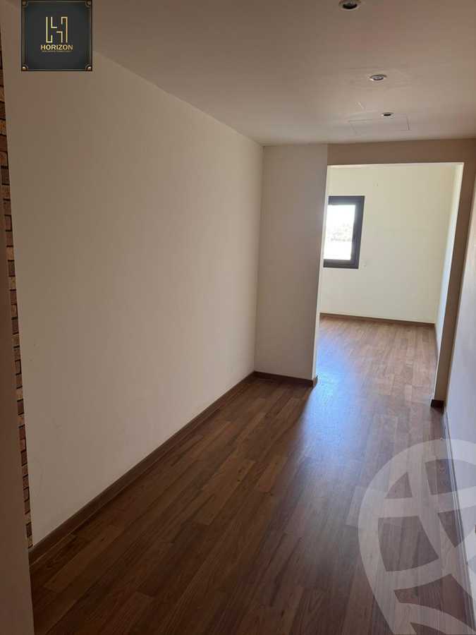 https://aqarmap.com.eg/ar/listing/6432259-for-sale-cairo-new-cairo-compounds-mivida-mivida-parcel