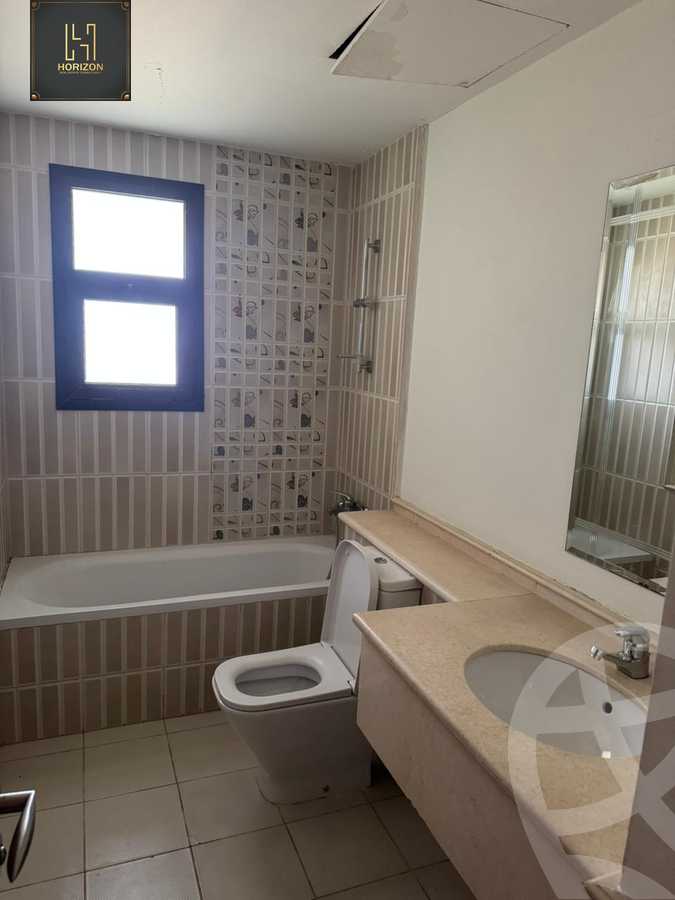 https://aqarmap.com.eg/ar/listing/6432259-for-sale-cairo-new-cairo-compounds-mivida-mivida-parcel