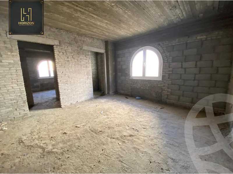 https://aqarmap.com.eg/ar/listing/6446000-for-sale-cairo-new-cairo-compounds-hyde-park-centre-ville-hyde-park