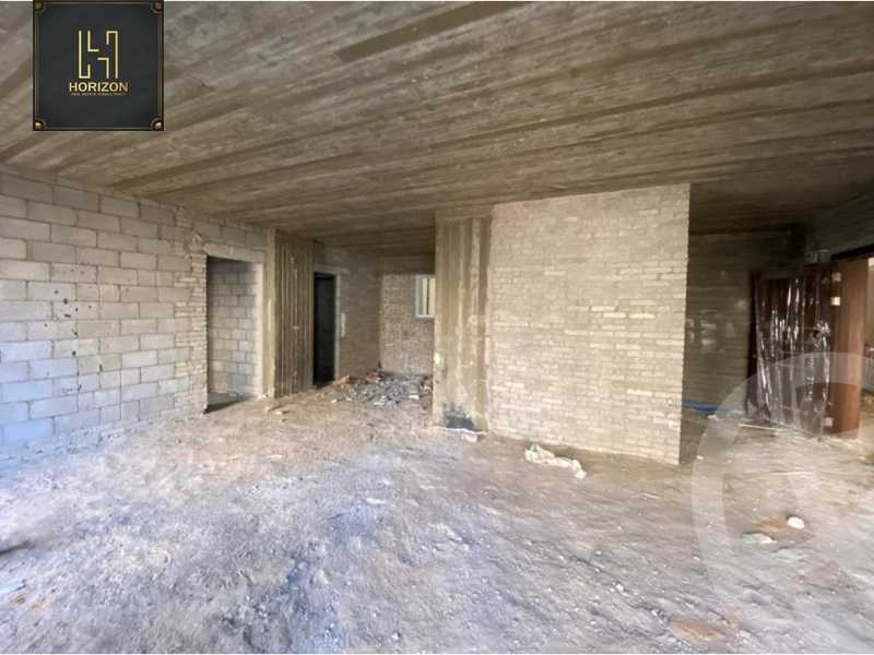 https://aqarmap.com.eg/ar/listing/6446000-for-sale-cairo-new-cairo-compounds-hyde-park-centre-ville-hyde-park