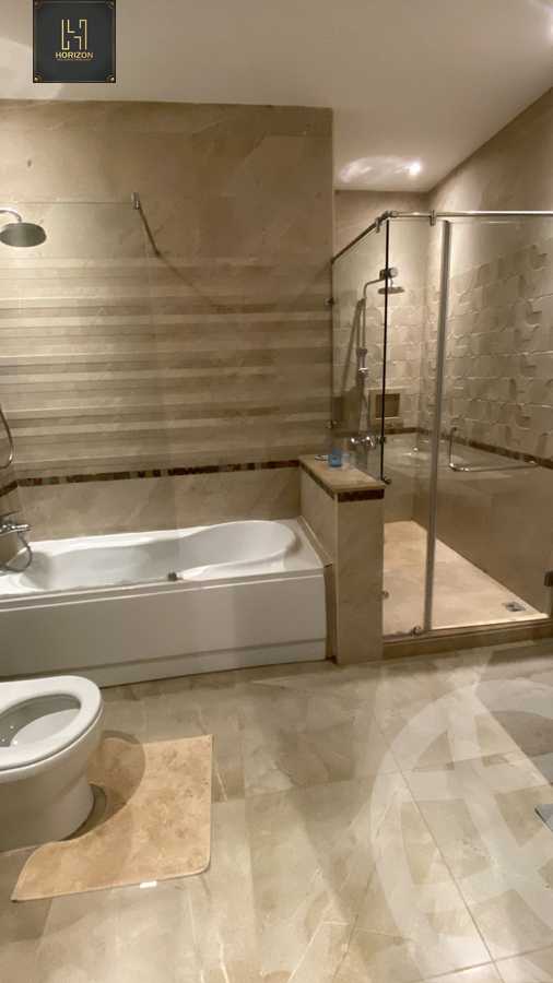 https://aqarmap.com.eg/en/listing/6448404-for-rent-cairo-new-cairo-compounds-les-rois