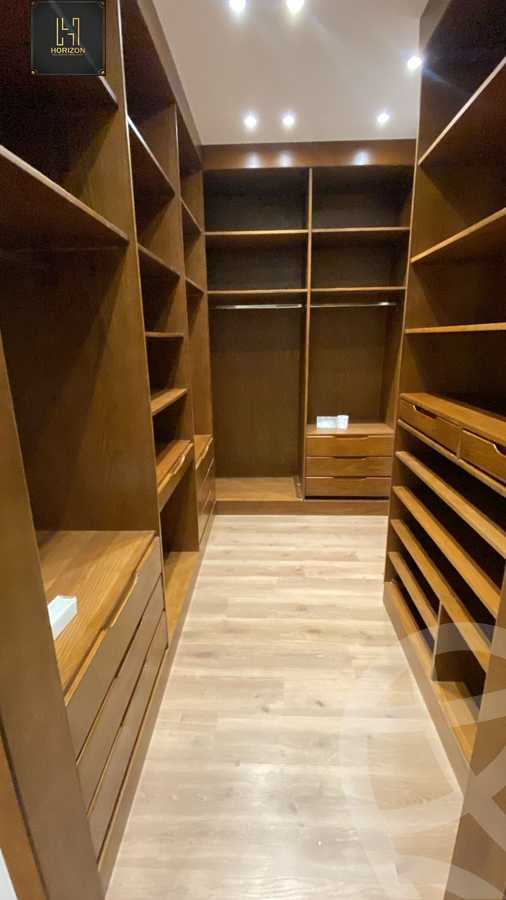https://aqarmap.com.eg/en/listing/6448404-for-rent-cairo-new-cairo-compounds-les-rois