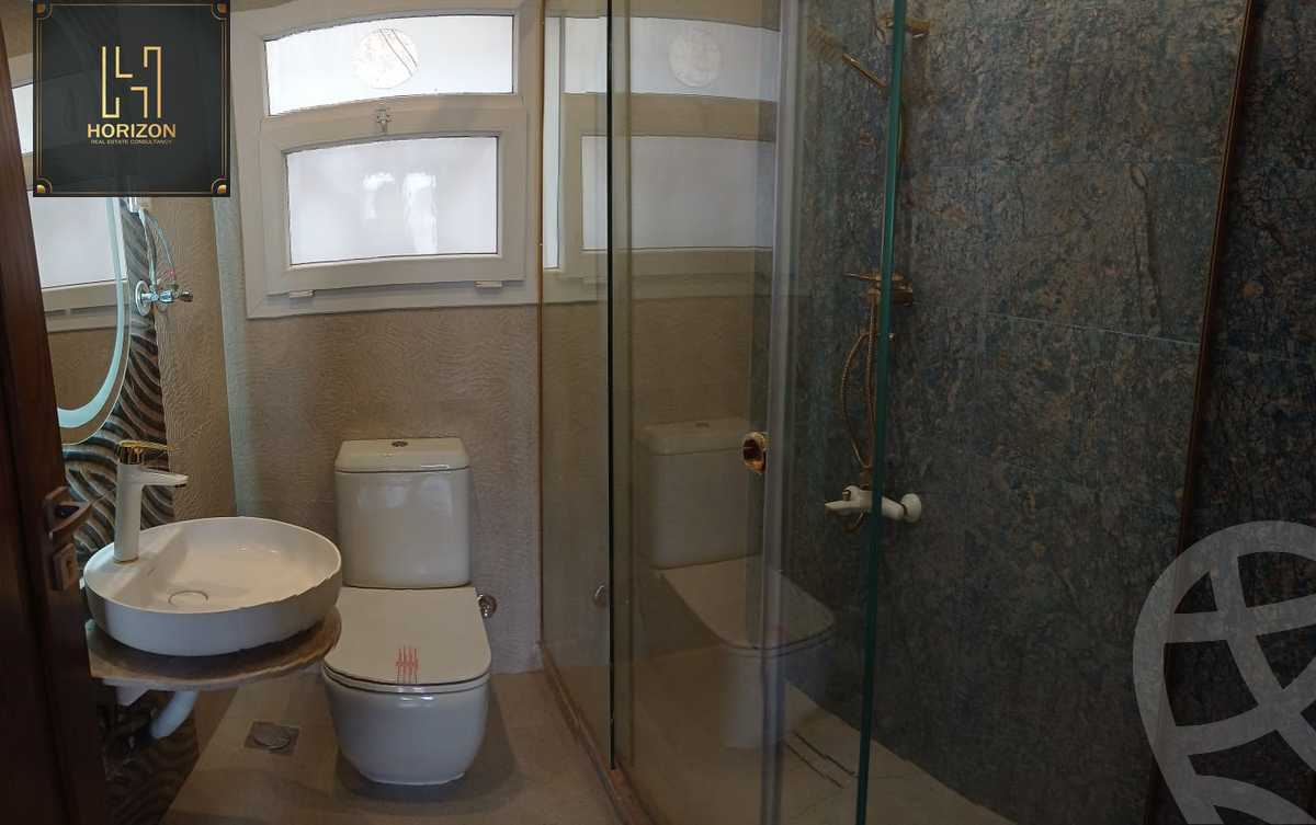 https://aqarmap.com.eg/ar/listing/6451689-for-rent-cairo-new-cairo-compounds-mountain-view-hyde-park