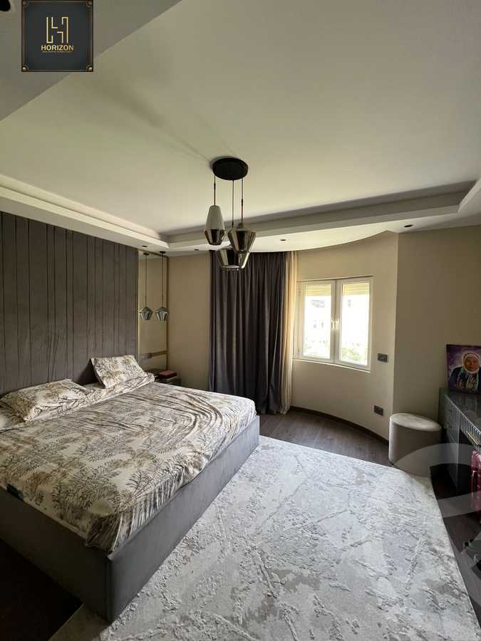 https://aqarmap.com.eg/ar/listing/6456070-for-sale-cairo-new-cairo-compounds-mountain-view-hyde-park