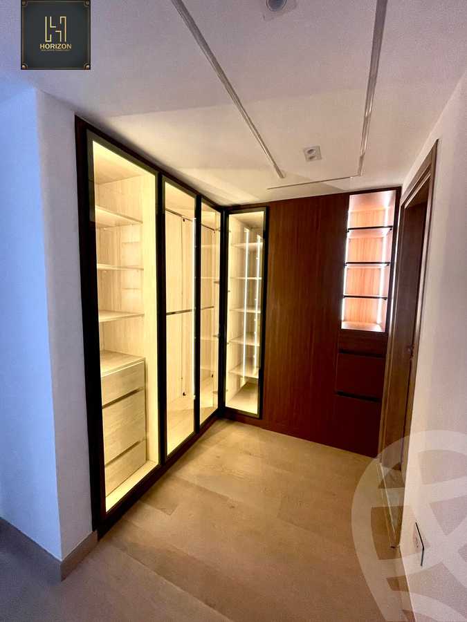 https://aqarmap.com.eg/en/listing/6472901-for-sale-cairo-el-shorouk-compounds-al-burouj-compound-imkan