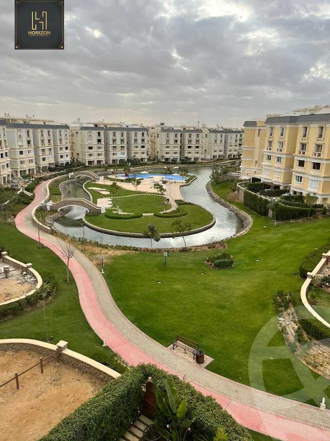 https://aqarmap.com.eg/en/listing/6485109-for-sale-cairo-new-cairo-compounds-mountain-view-hyde-park