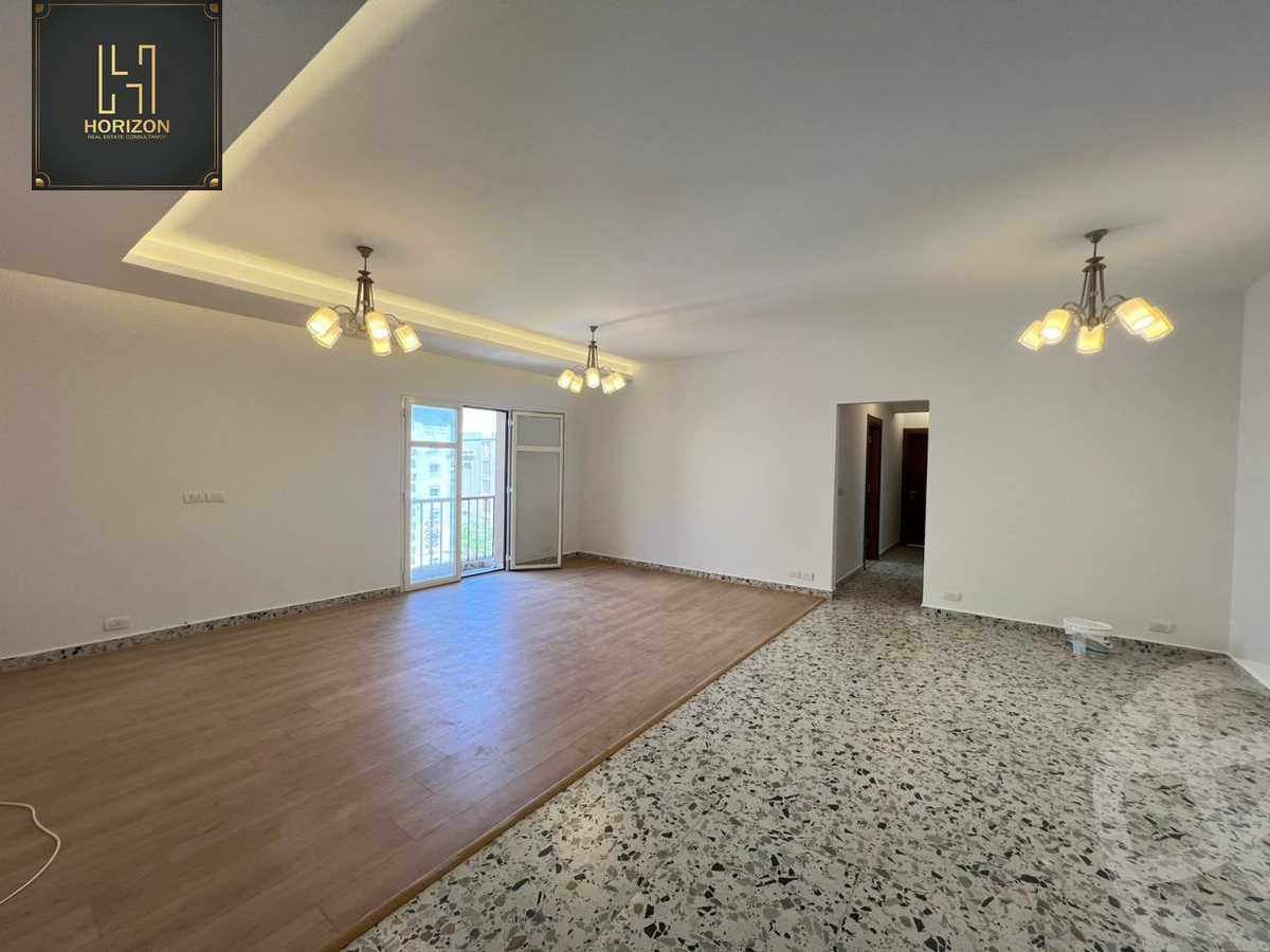 https://aqarmap.com.eg/en/listing/6496081-for-rent-cairo-new-cairo-compounds-hyde-park-centre-ville-hyde-park