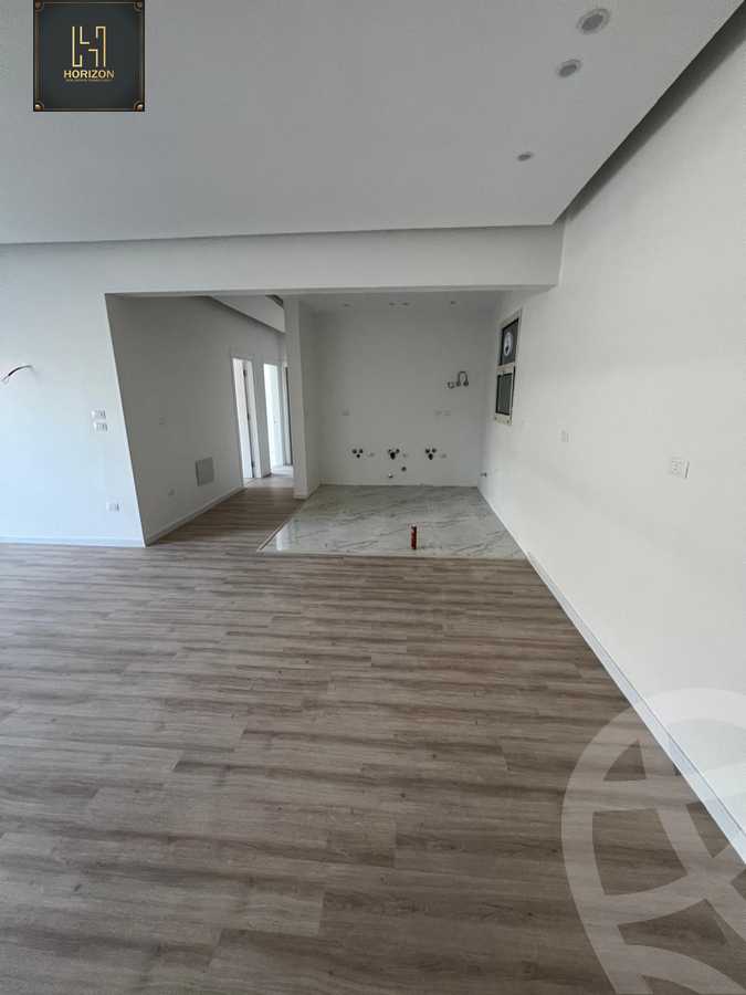 https://aqarmap.com.eg/en/listing/6496290-for-sale-cairo-new-cairo-compounds-el-patio-oro