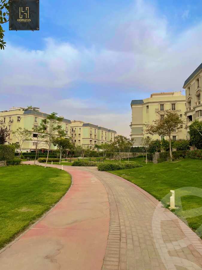 https://aqarmap.com.eg/ar/listing/6399540-for-sale-cairo-new-cairo-compounds-mountain-view-hyde-park