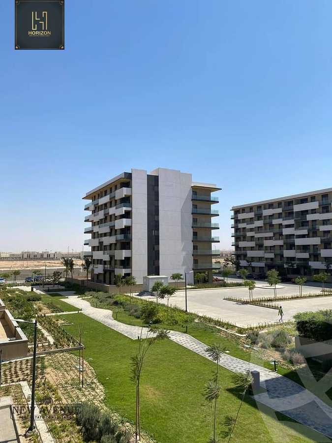 https://aqarmap.com.eg/en/listing/6534909-for-sale-cairo-el-shorouk-compounds-al-burouj-compound-imkan