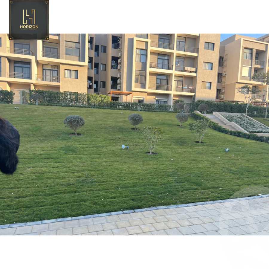 https://aqarmap.com.eg/ar/listing/6542656-for-rent-cairo-new-cairo-compounds-fifth-square