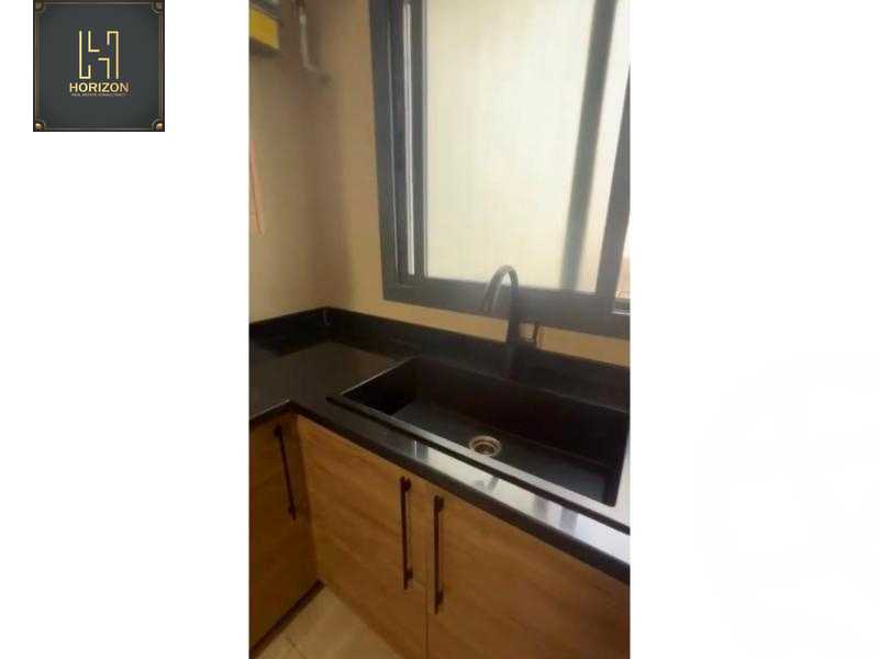 https://aqarmap.com.eg/ar/listing/6573289-for-rent-cairo-new-cairo-compounds-villette-kmbwnd-sky-kwndwz-swdyk-villette