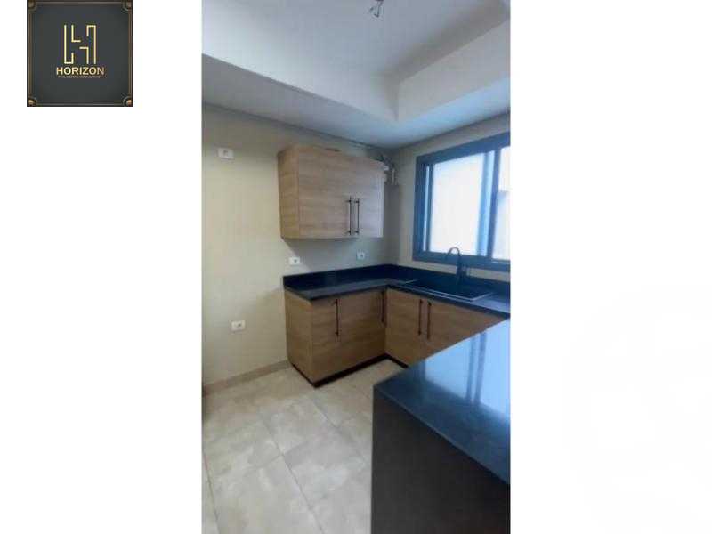 https://aqarmap.com.eg/ar/listing/6573289-for-rent-cairo-new-cairo-compounds-villette-kmbwnd-sky-kwndwz-swdyk-villette