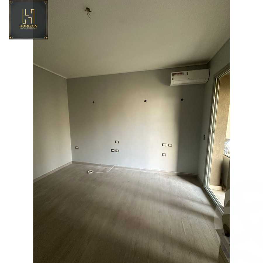 https://aqarmap.com.eg/ar/listing/6576292-for-rent-cairo-new-cairo-compounds-kmbwnd-fyldj-jyt-blm-hylz