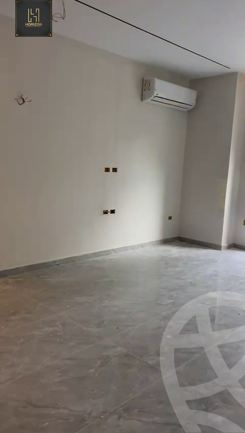 https://aqarmap.com.eg/ar/listing/6588804-for-rent-cairo-new-cairo-compounds-el-patio-oro