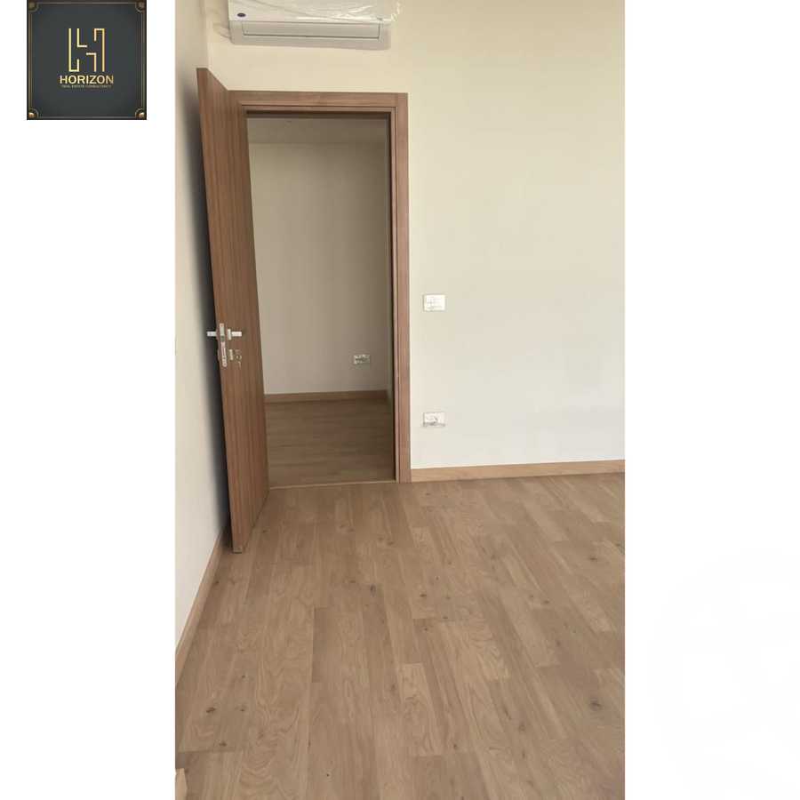 https://aqarmap.com.eg/en/listing/6590635-for-rent-cairo-el-shorouk-compounds-al-burouj-compound-imkan