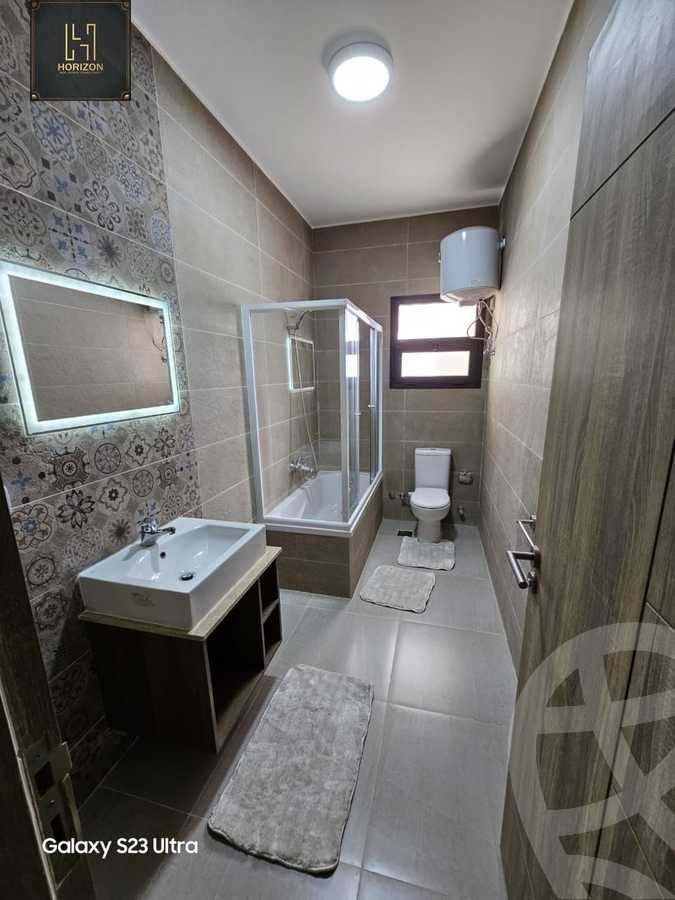 https://aqarmap.com.eg/ar/listing/6592714-for-rent-cairo-new-cairo-compounds-fifth-square