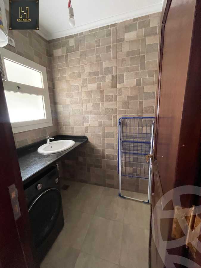 https://aqarmap.com.eg/ar/listing/6601350-for-rent-cairo-new-cairo-compounds-mountain-view-hyde-park