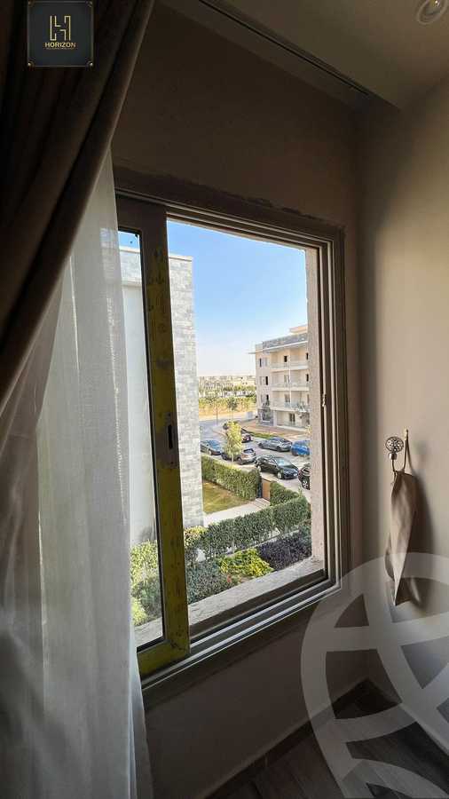 https://aqarmap.com.eg/ar/listing/6624759-for-rent-cairo-new-cairo-compounds-galleria-moon-valley-compound-arabia
