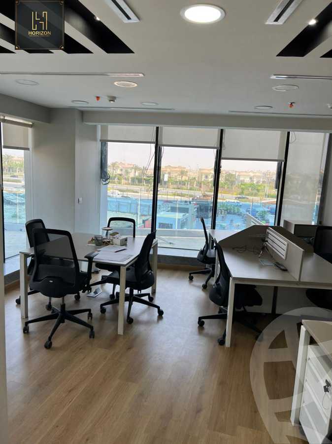 https://aqarmap.com.eg/ar/listing/6625052-for-rent-cairo-new-cairo-compounds-bwlrys-mwl