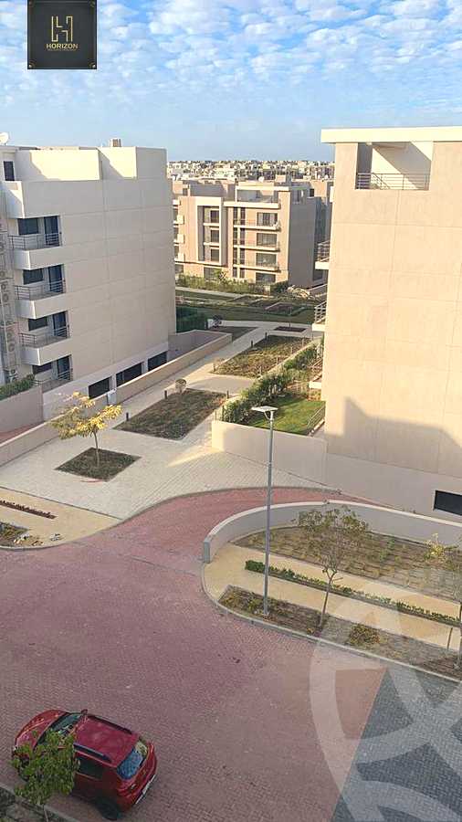 https://aqarmap.com.eg/ar/listing/6901547-for-sale-cairo-new-cairo-compounds-fifth-square