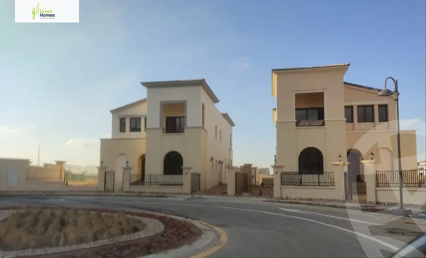 https://aqarmap.com.eg/ar/listing/5932160-for-sale-cairo-mokattam-compounds-uptown-cairo