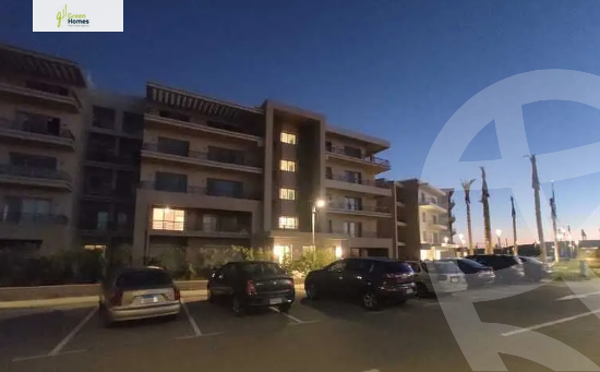 https://aqarmap.com.eg/ar/listing/6062279-for-sale-cairo-mokattam-compounds-uptown-cairo