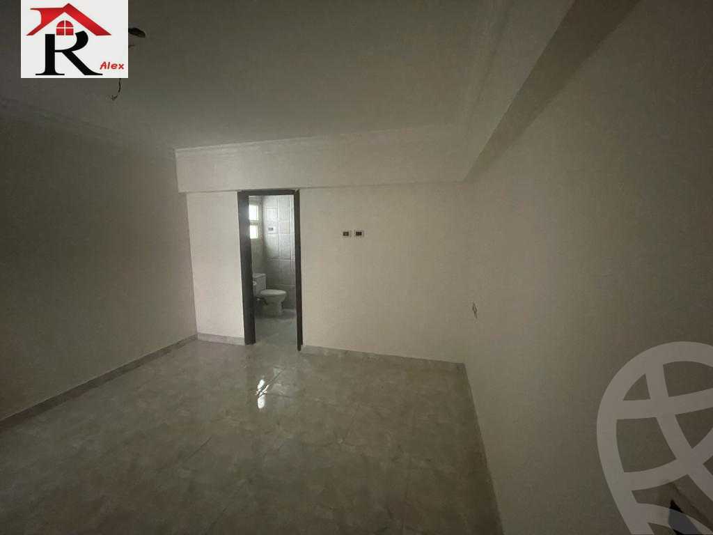 https://aqarmap.com.eg/en/listing/4331616-for-sale-alexandria-el-seyouf-mostafa-kamel-st