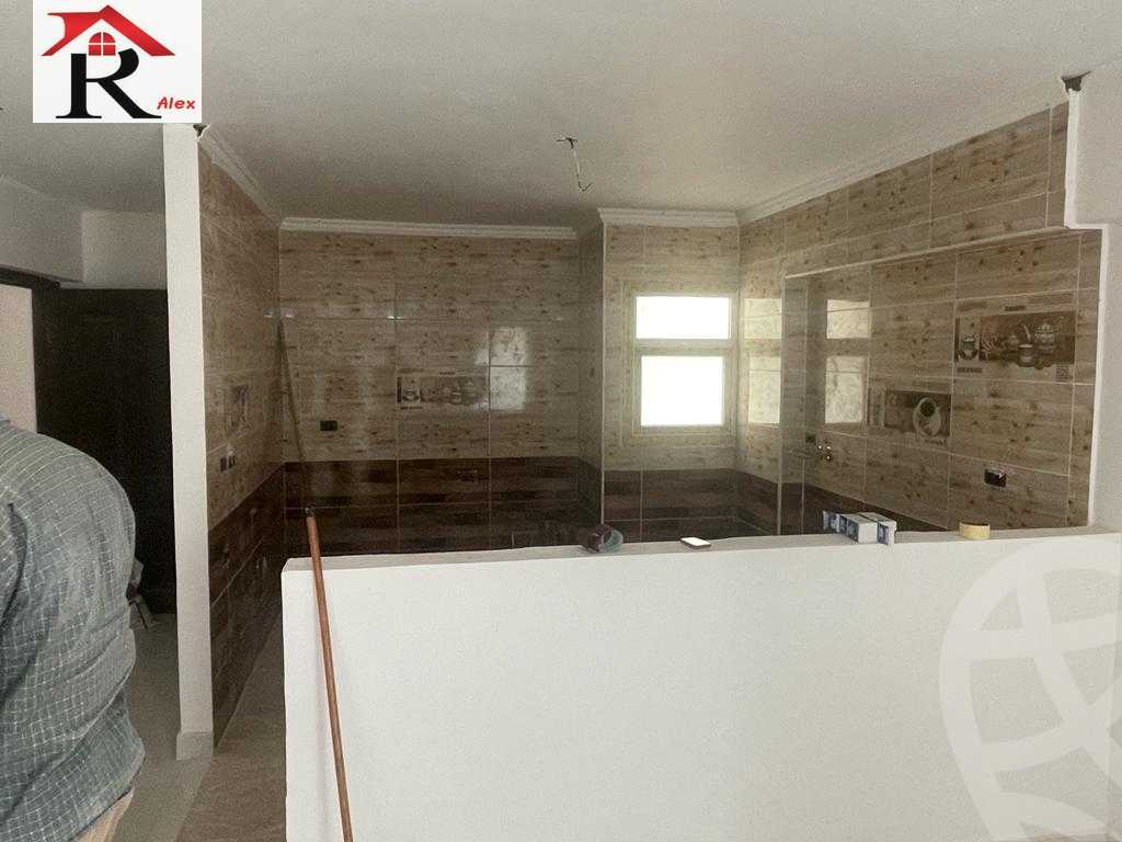 https://aqarmap.com.eg/en/listing/4331616-for-sale-alexandria-el-seyouf-mostafa-kamel-st
