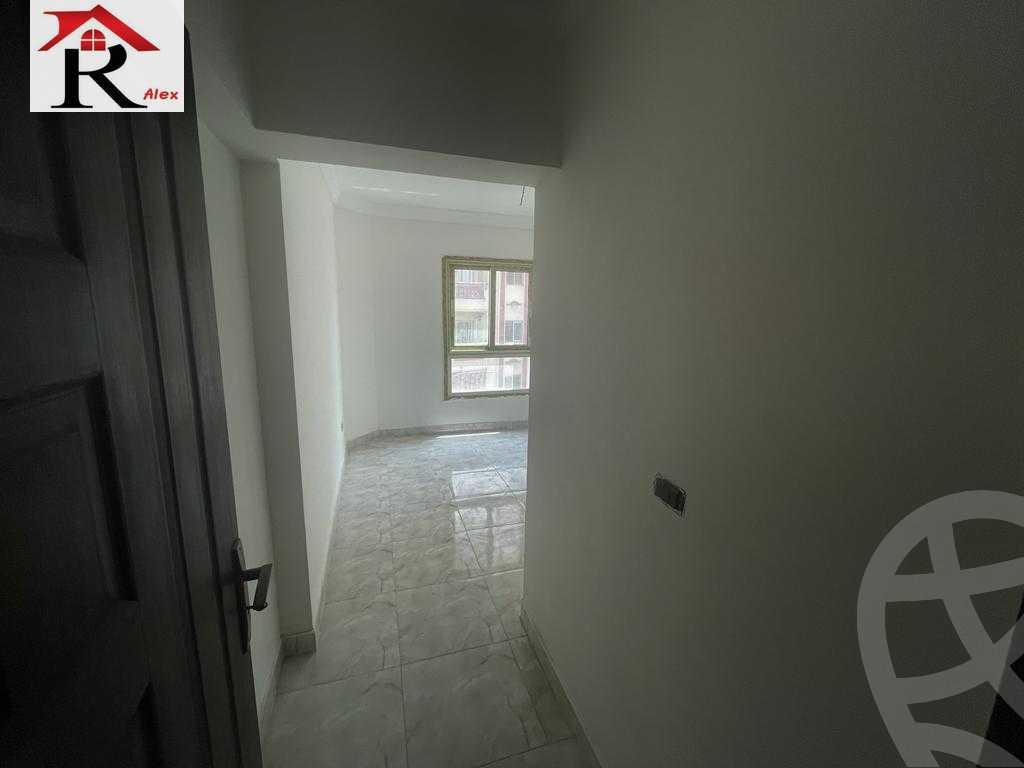 https://aqarmap.com.eg/ar/listing/4950699-for-rent-alexandria-lsywf-mostafa-kamel-st