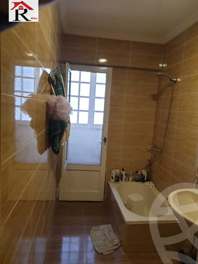 https://aqarmap.com.eg/en/listing/4352090-for-sale-alexandria-lsywf-el-falki