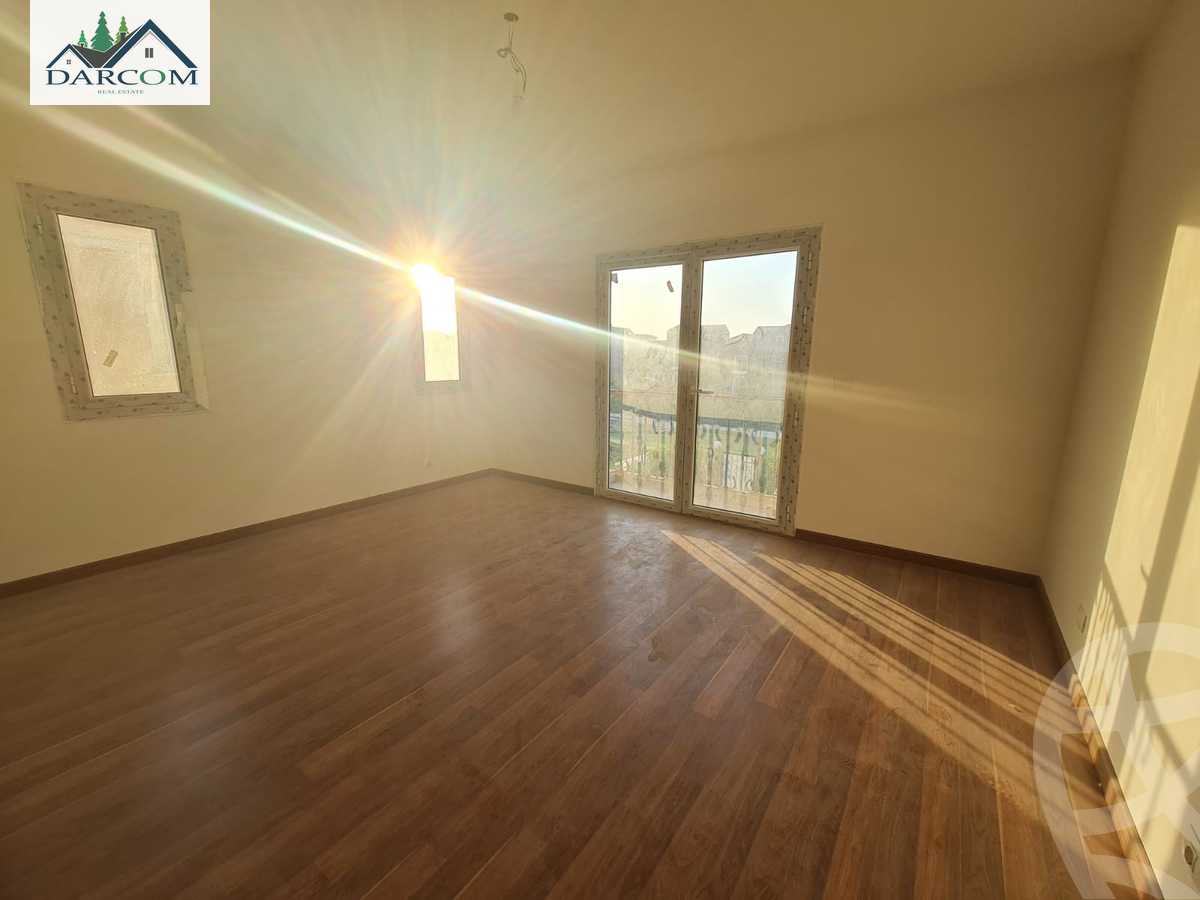 https://aqarmap.com.eg/ar/listing/3614116-for-rent-cairo-new-cairo-compounds-hyde-park