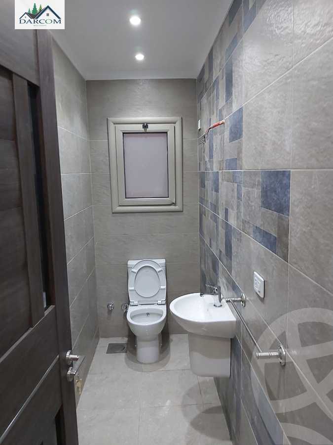 https://aqarmap.com.eg/ar/listing/3754395-for-rent-cairo-new-cairo-compounds-galleria-moon-valley