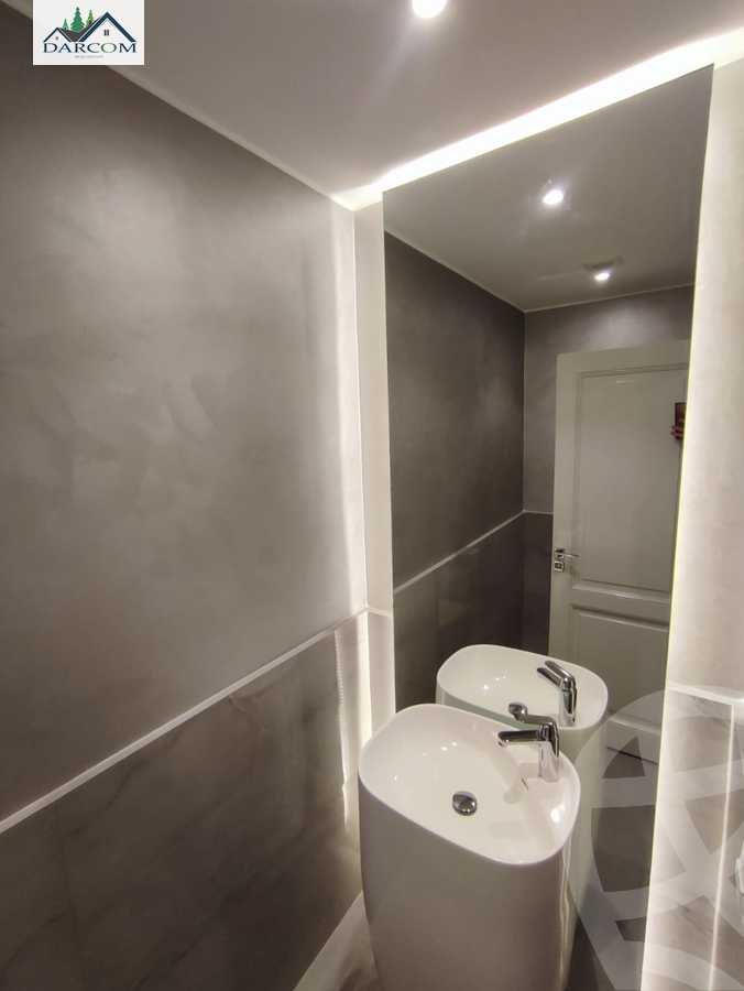 https://aqarmap.com.eg/ar/listing/3818764-for-rent-cairo-new-cairo-compounds-lakeview-residence