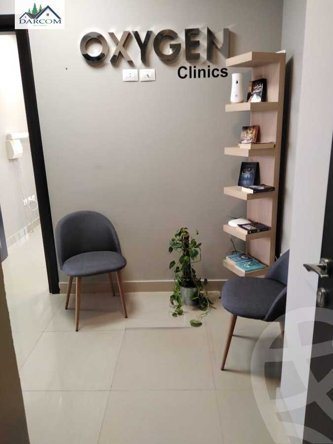 https://aqarmap.com.eg/ar/listing/3862791-for-rent-cairo-new-cairo-compounds-kyrw-mydykl-sntr-lm-dy-jrwb