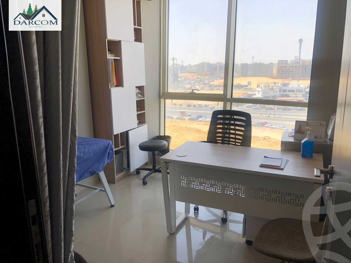 https://aqarmap.com.eg/ar/listing/3862791-for-rent-cairo-new-cairo-compounds-kyrw-mydykl-sntr-lm-dy-jrwb