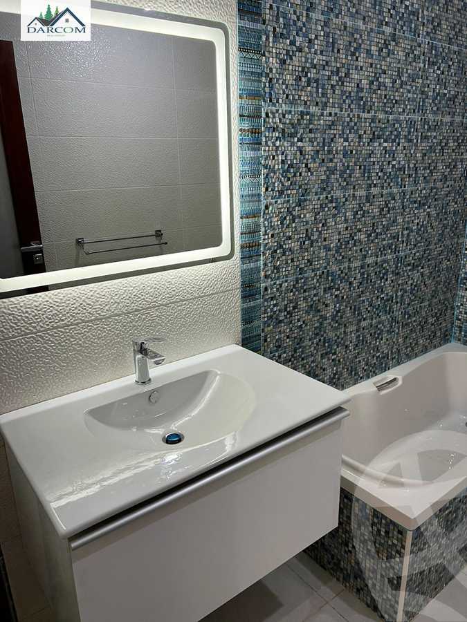 https://aqarmap.com.eg/ar/listing/3881887-for-rent-cairo-new-cairo-compounds-lakeview-residence