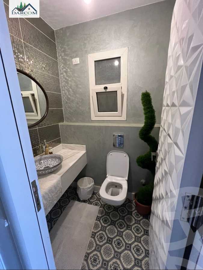 https://aqarmap.com.eg/ar/listing/4001735-for-rent-cairo-new-cairo-compounds-mountain-view-hyde-park