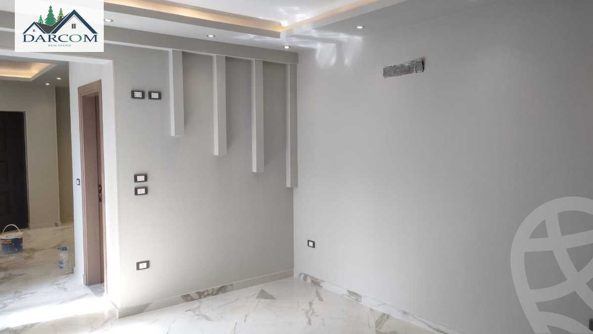 https://aqarmap.com.eg/en/listing/4030628-for-rent-cairo-new-cairo-compounds-mountain-view-hyde-park