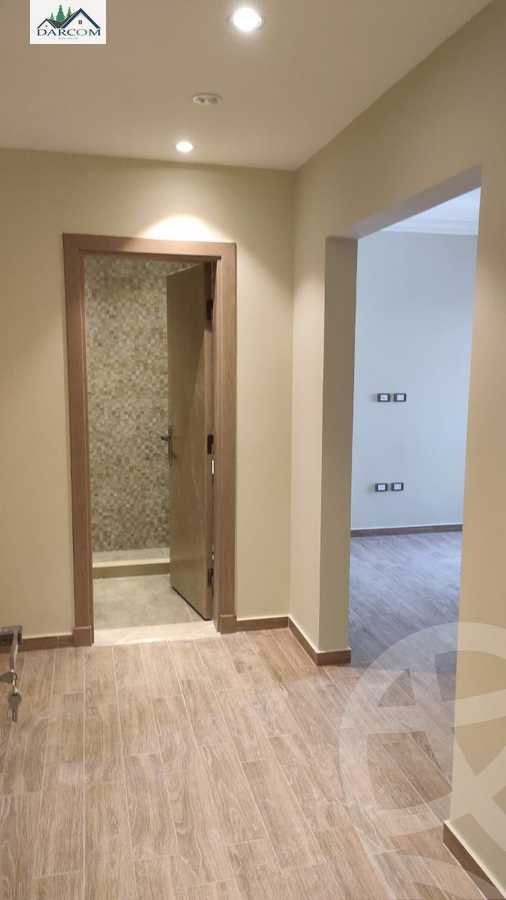 https://aqarmap.com.eg/en/listing/4030628-for-rent-cairo-new-cairo-compounds-mountain-view-hyde-park