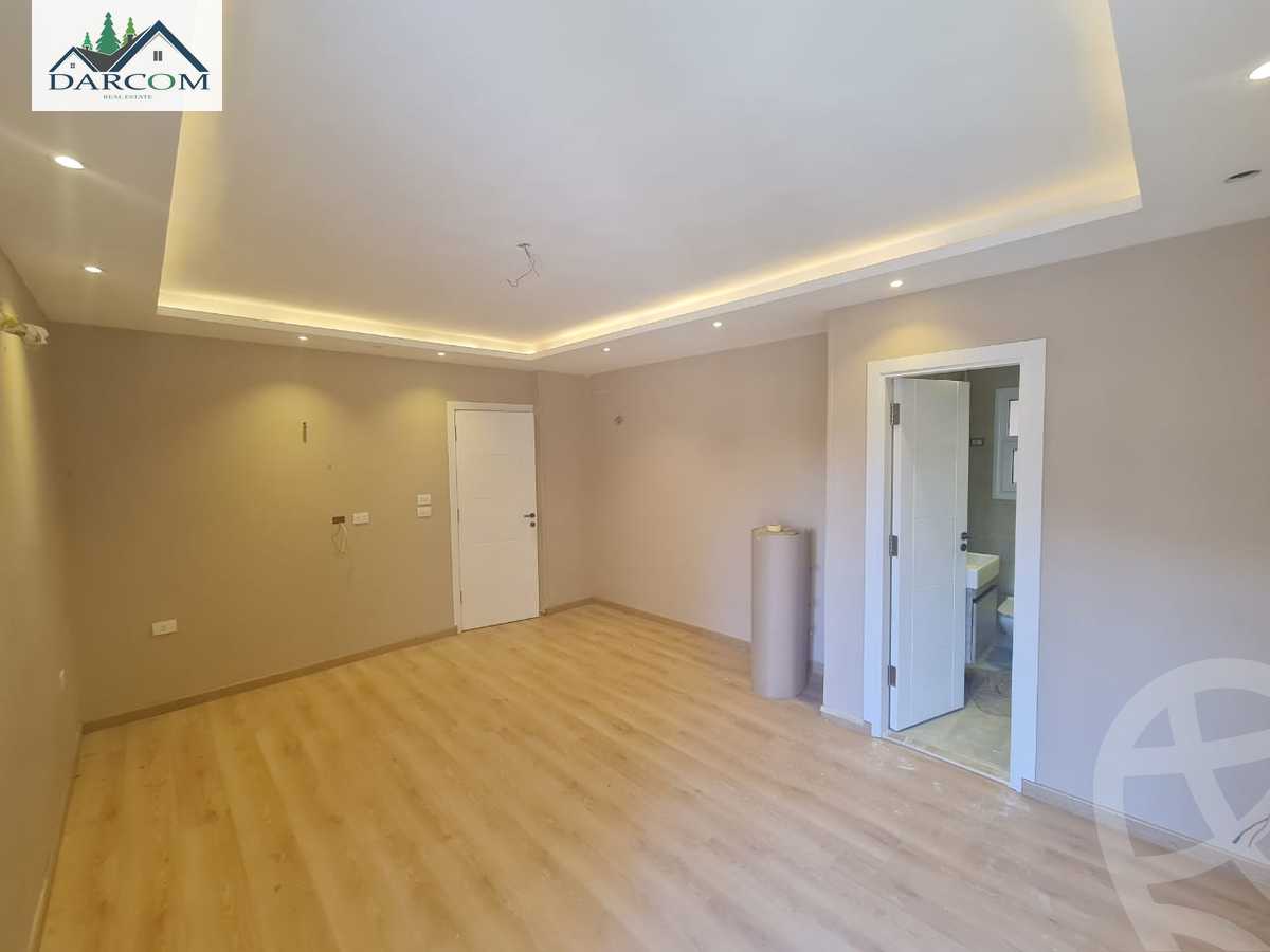 https://aqarmap.com.eg/en/listing/4038299-for-rent-cairo-new-cairo-compounds-mountain-view-hyde-park
