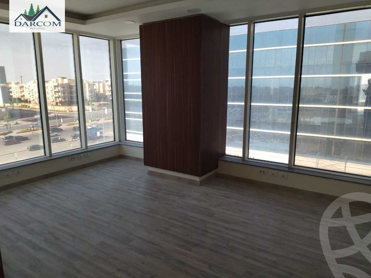 https://aqarmap.com.eg/ar/listing/4042463-for-sale-cairo-new-cairo-compounds-tryfywm-skwyr-mwl-nm-llttwyr