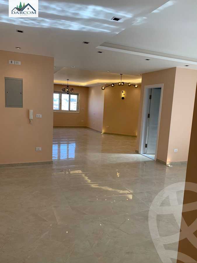 https://aqarmap.com.eg/en/listing/4043295-for-rent-cairo-new-cairo-compounds-mountain-view-hyde-park