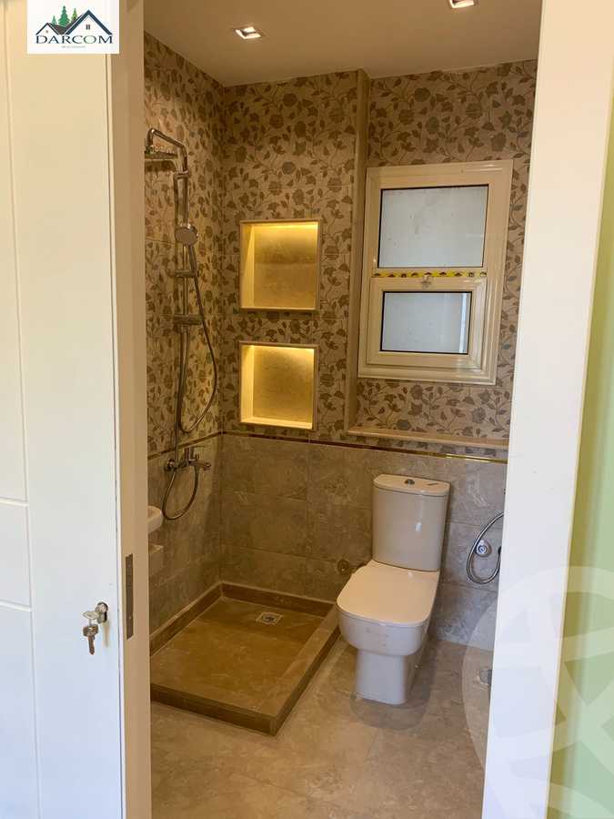 https://aqarmap.com.eg/en/listing/4043295-for-rent-cairo-new-cairo-compounds-mountain-view-hyde-park