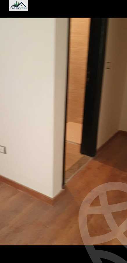 https://aqarmap.com.eg/en/listing/4043256-for-sale-cairo-new-cairo-compounds-jyd