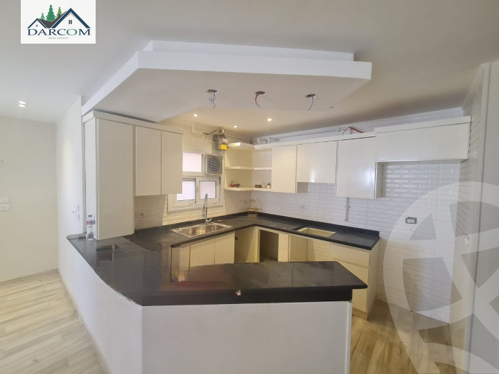 https://aqarmap.com.eg/en/listing/4051070-for-rent-cairo-new-cairo-compounds-mountain-view-hyde-park