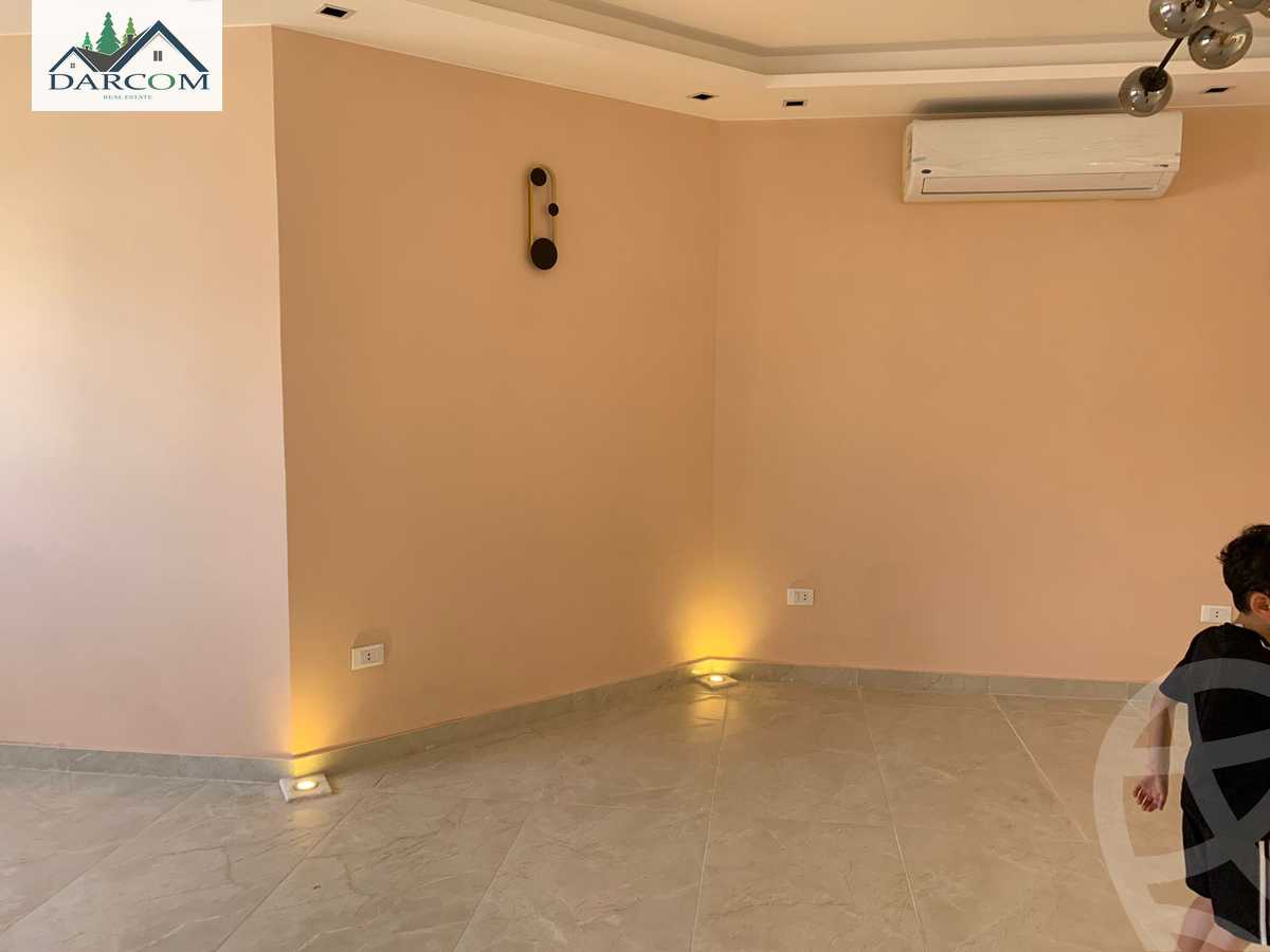 https://aqarmap.com.eg/en/listing/4051257-for-rent-cairo-new-cairo-compounds-mountain-view-hyde-park
