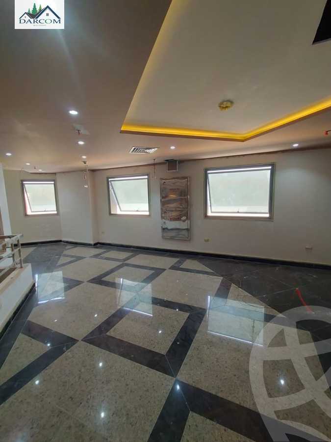 https://aqarmap.com.eg/en/listing/4070239-for-rent-cairo-new-cairo-compounds-united-medical-center-–-umc