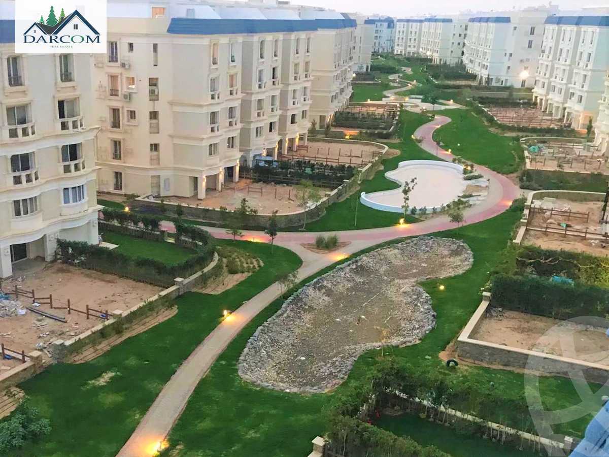 https://aqarmap.com.eg/en/listing/4078537-for-sale-cairo-new-cairo-compounds-mountain-view-hyde-park